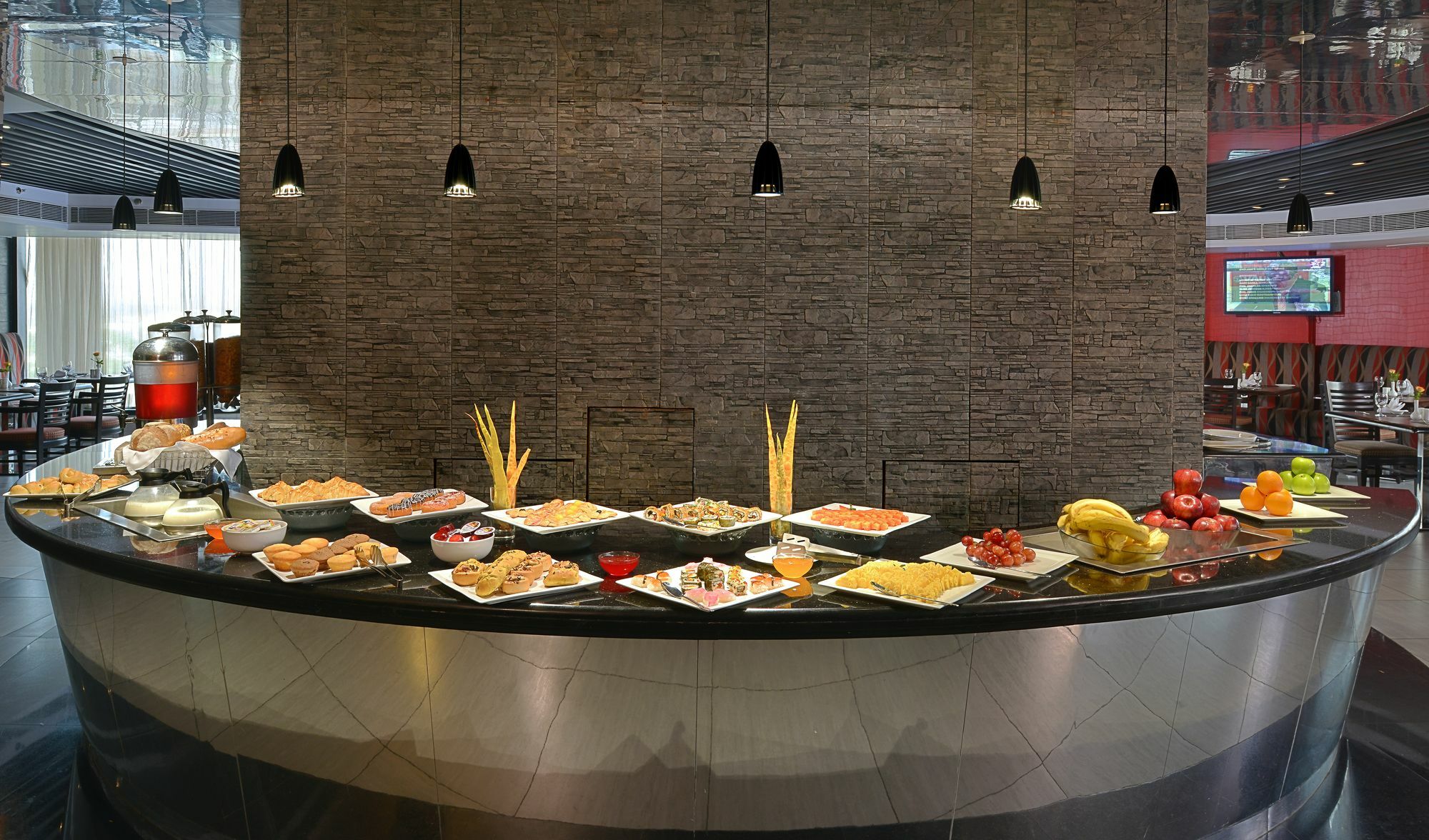 Savoy Suites Manesar Гургаон Экстерьер фото